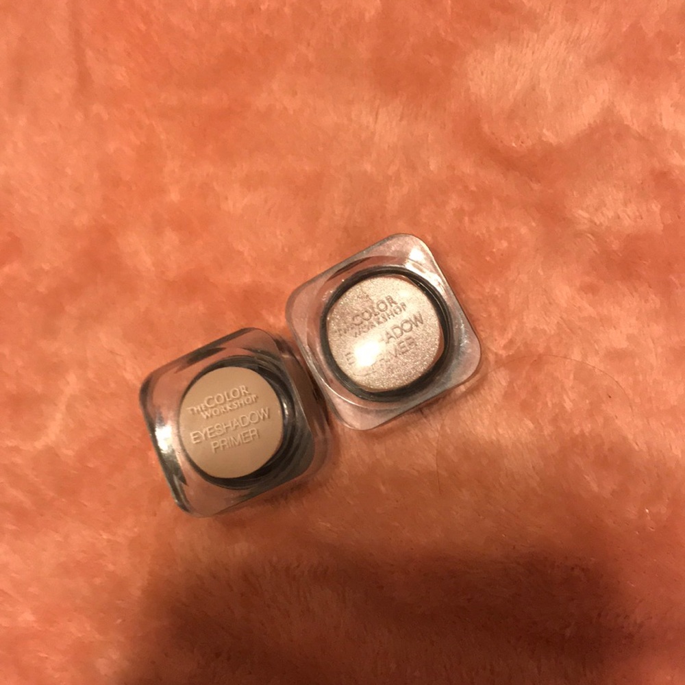 Eyeshadow primer
